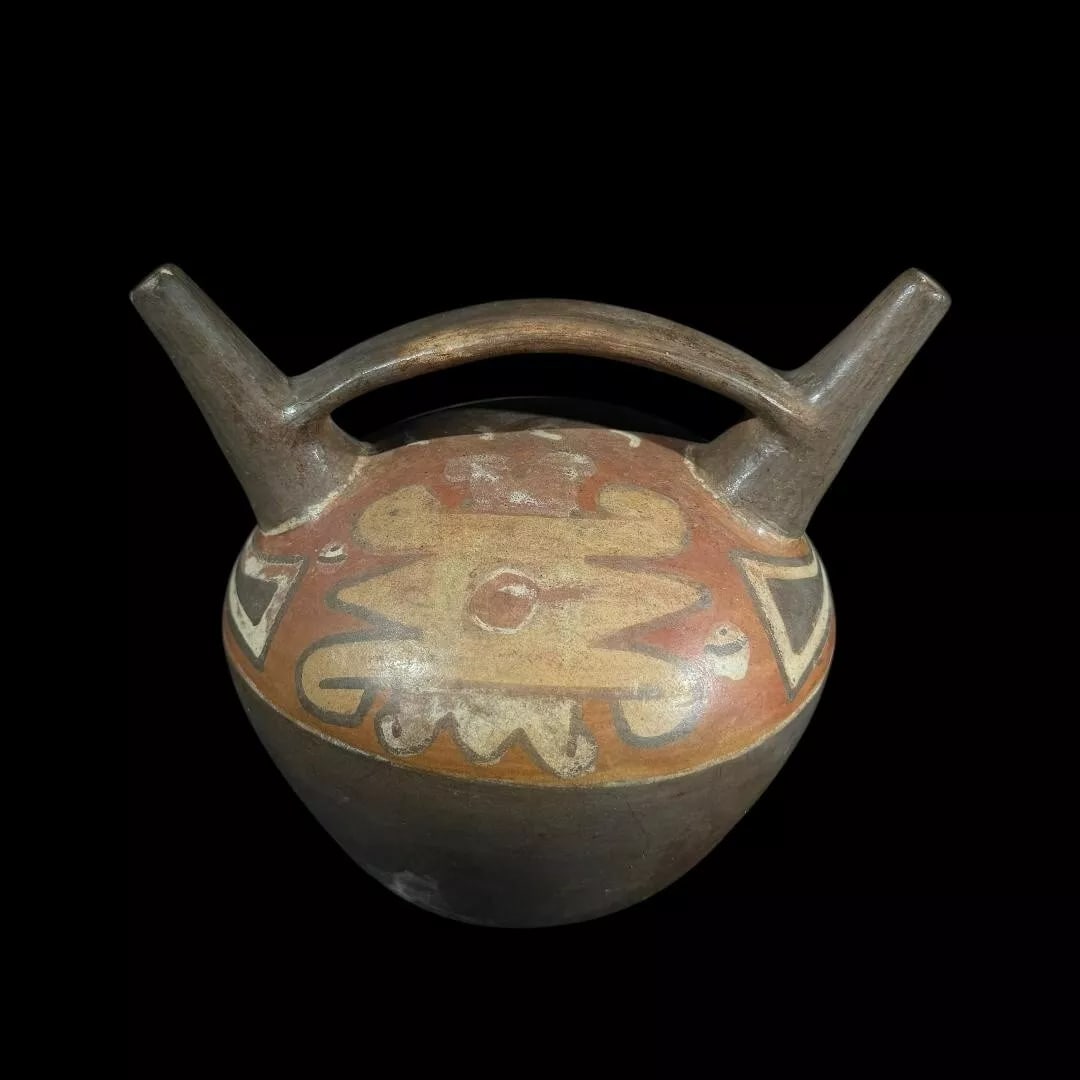 Pre-Columbian Huari painted pottery vessel (1 of 4)