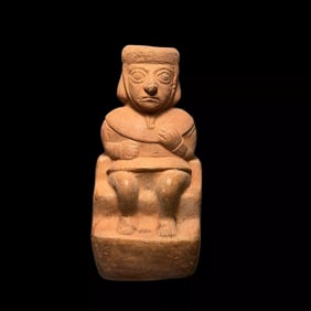 Pre-Columbian Moche pottery king on throne