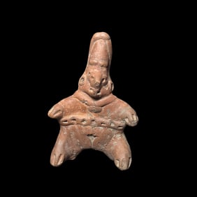 Pre-Columbian Pihuamo pottery figure