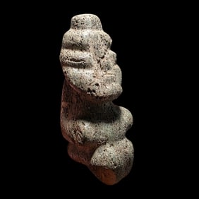 Pre-Columbian Chontal green stone seated figure