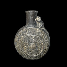 Pre-Columbian Chimu blackware vessel