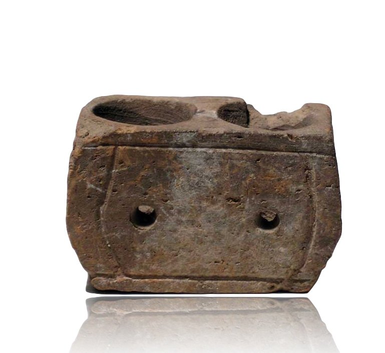 Pre-columbian Teotihuacan Candelero: A fine Teotihuacan candelero from Mexico, ca. 400 Ð 650 AD. This uncommon hexagonal Xolalpan example is decorated with incised linear dŽcor. Heavy minearl deposits and trails. Cf. Berrin ÒTeotihuac