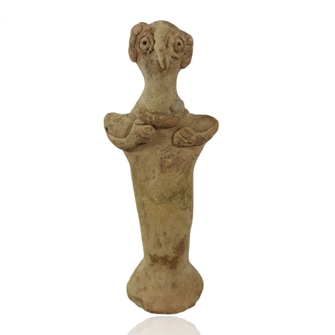 Ancient Syro-Hittite Pottery Figurine: Ancient Syro-Hittite Pottery Figurine from the Near East of Syria, ca.2750 B.C. to 1900 B.C. 4-1/4" in height.