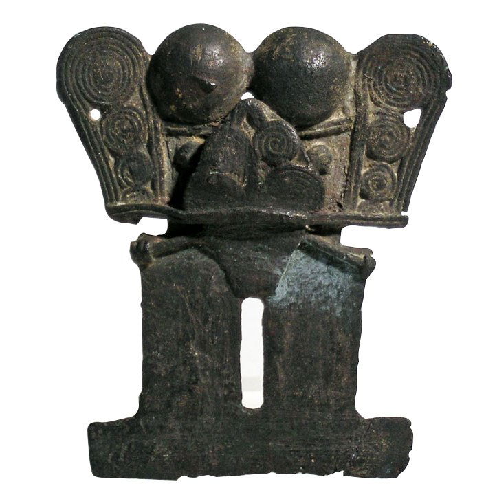 Pre-columbian Tairona tumbaga pectoral pendant (1 of 1)