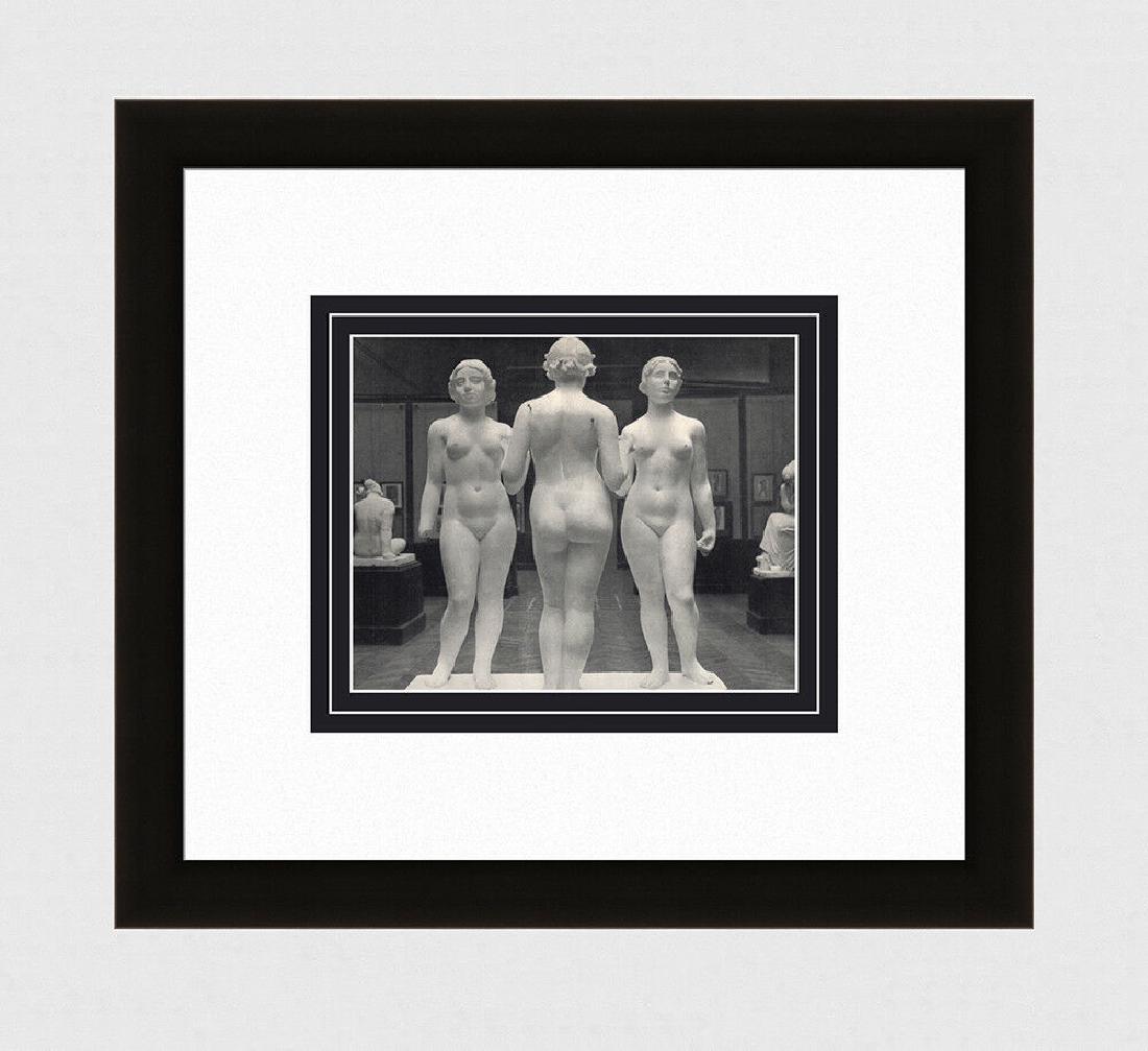 Erwin Blumenfeld Nude Sculpture II - Aristide Maillol: Erwin Blumenfeld. (German, 1897 - 1969). Nude Sculpture II - Aristide Maillol. Antique Photogravure. 1937-1940. Excellent. Teriade. Draeger Freres. Image size 6 1/4 x 8 inches. Approximately 15 x 17 i