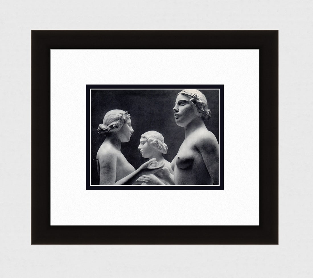 Erwin Blumenfeld Nude Sculpture I - Aristide Maillol 1930's photogravure: Erwin Blumenfeld. (German, 1897 - 1969). Nude Sculpture I - Aristide Maillol. Antique Photogravure. 1937-1940. Excellent. Teriade. Draeger Freres. Image size 6 1/8 x 8 1/8 inches. Approximately 15 x 1