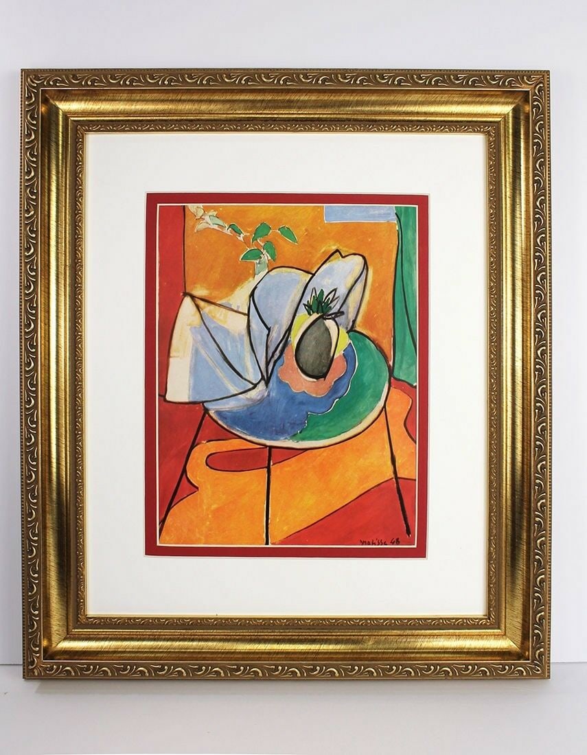 Henri Matisse Pineapple (l'Ananas) 1948 Print Signed: Henri Matisse. Pineapple (l'Ananas). Color heliogravure after the original oil on canvas. 1948. Signed in the plate, lower right. Teriade. Atelier Draeger Freres. Image Size 8 x 10 1/2 inches. Framed 