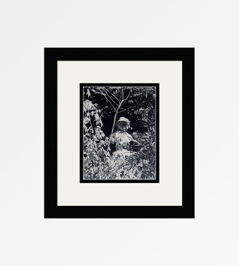 Wilhelm (Willy) Maywald Bust of a Child by Renoir 1930's photogravure: Wilhelm. (Willy) Maywald (German,1907 - 1985). Bust of a Child by Renoir. Antique Photogravure. 1937-1940. Excellent. Teriade. Draeger Freres. Image size 7 3/4 x 9 3/4 inches. Approximately 17 x 19 in