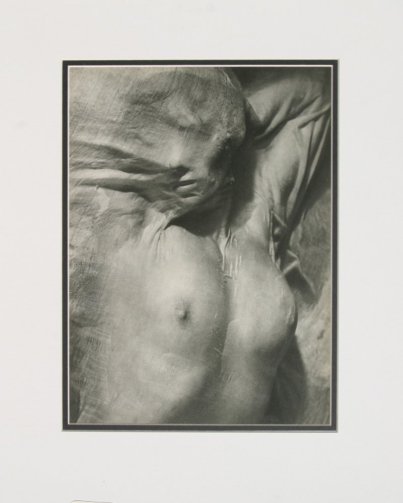 Blumenfeld Nude Photogravure 1930's Framed: Blumenfeld, Erwin (1897 – 1969). "Nude" Heliogravure/Photogravure, 1937-1940. Double matted and framed in contemporary black frame. Framed dimensions 17 x 20 inches.