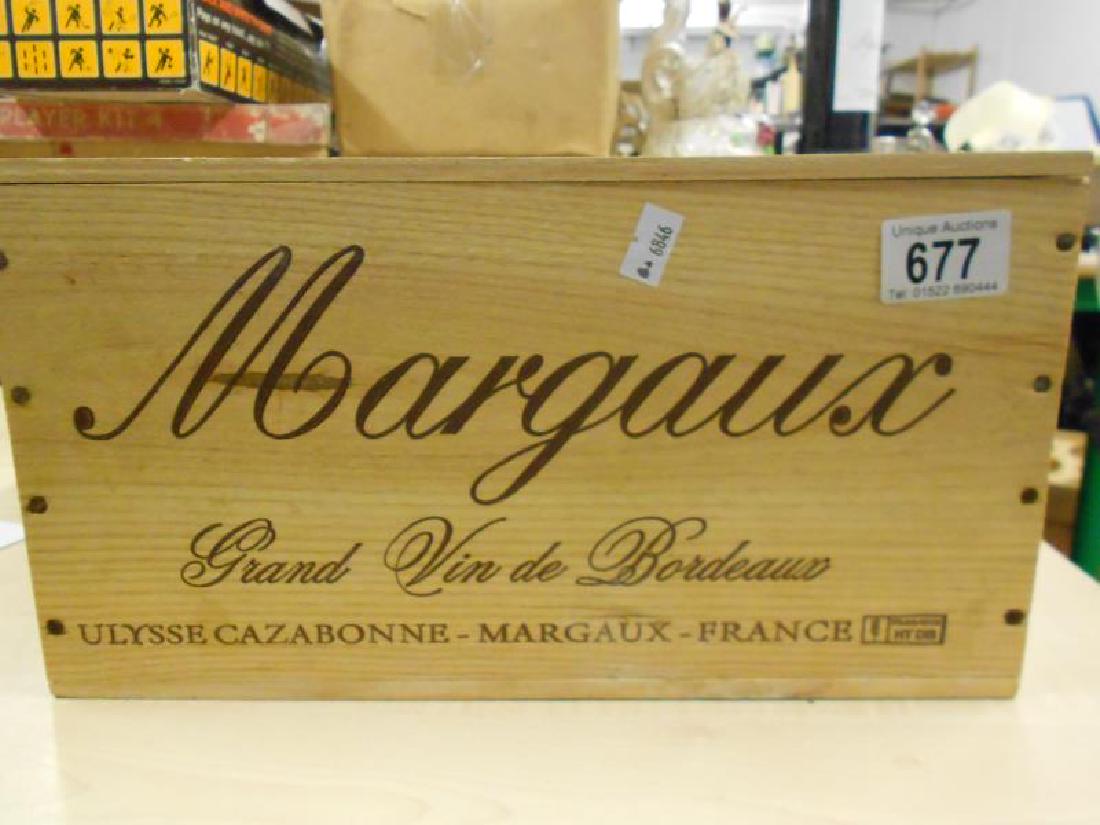 A small crate (6 bottles) of 2005 Margaux Grand Vin de: A small crate (6 bottles) of 2005 Margaux Grand Vin de Bordeaux