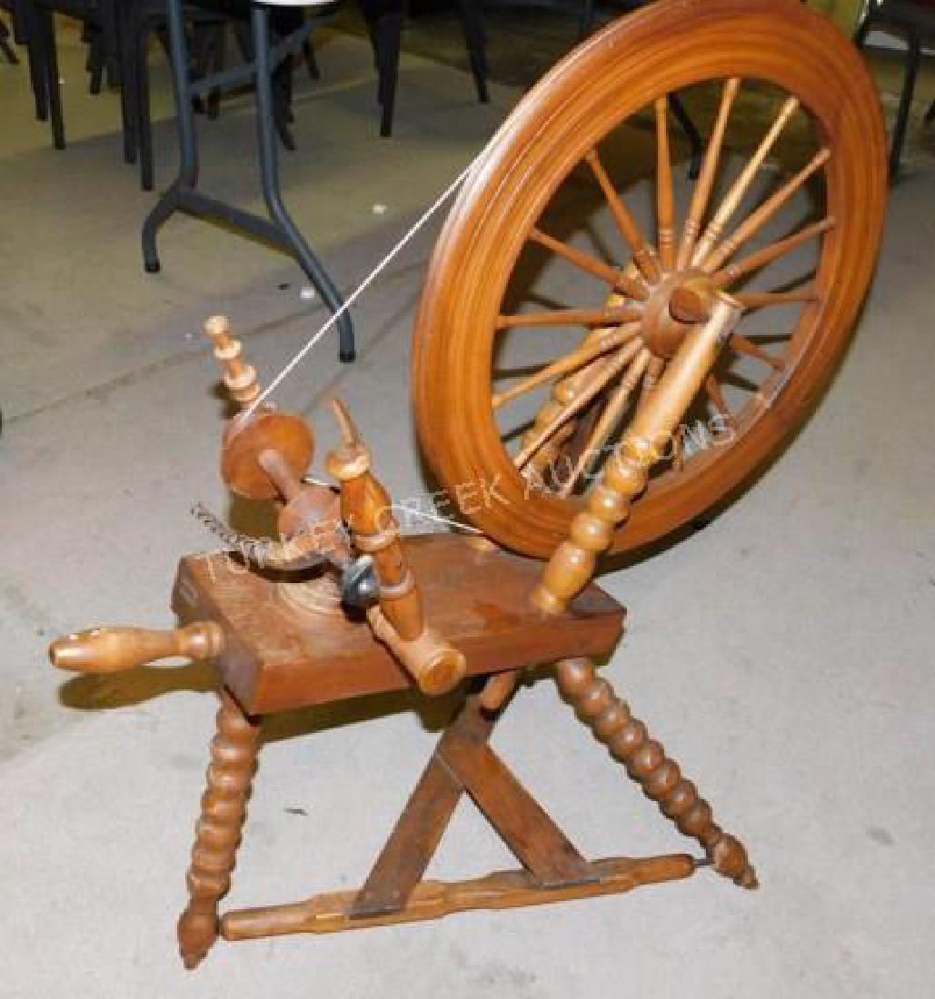 RARE PARADIS CANADIAN SPINNING WHEEL, C.