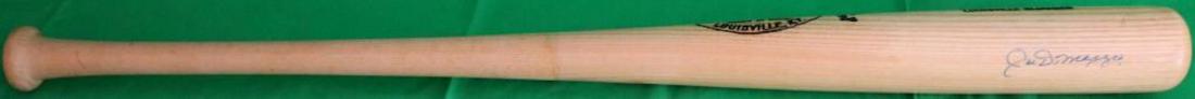 JOE DIMAGGIO SIGNED LOUISVILLE SLUGGER BAT, MODEL: 125, KNOB MARKED D29L, 35 3/4" LONG, NEAR MINT CONDITION.