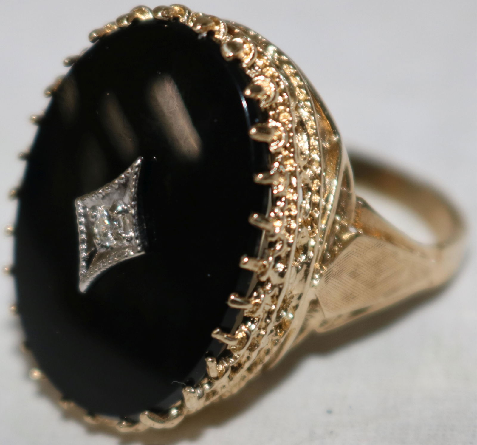 LARGE 10K YELLOW GOLD ONYX & DIAMOND FASHION (1 of 1)