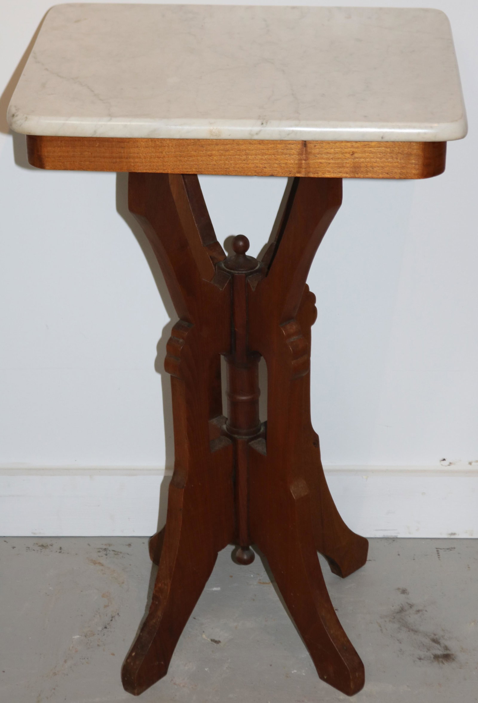 VICTORIAN WALNUT MARBLE TOP TABLE, 29 1/4" H, 18": W, 15" DEEP
