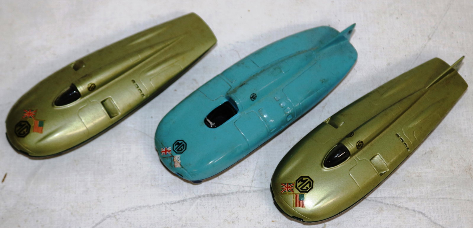 LOT OF 3 MG TEAR DROP RACERS -2 BY ABINGDON: CLASSICS, OTHER BY MIKANSUE 4" L , MIKASUE MISSING COCKPIT COVER