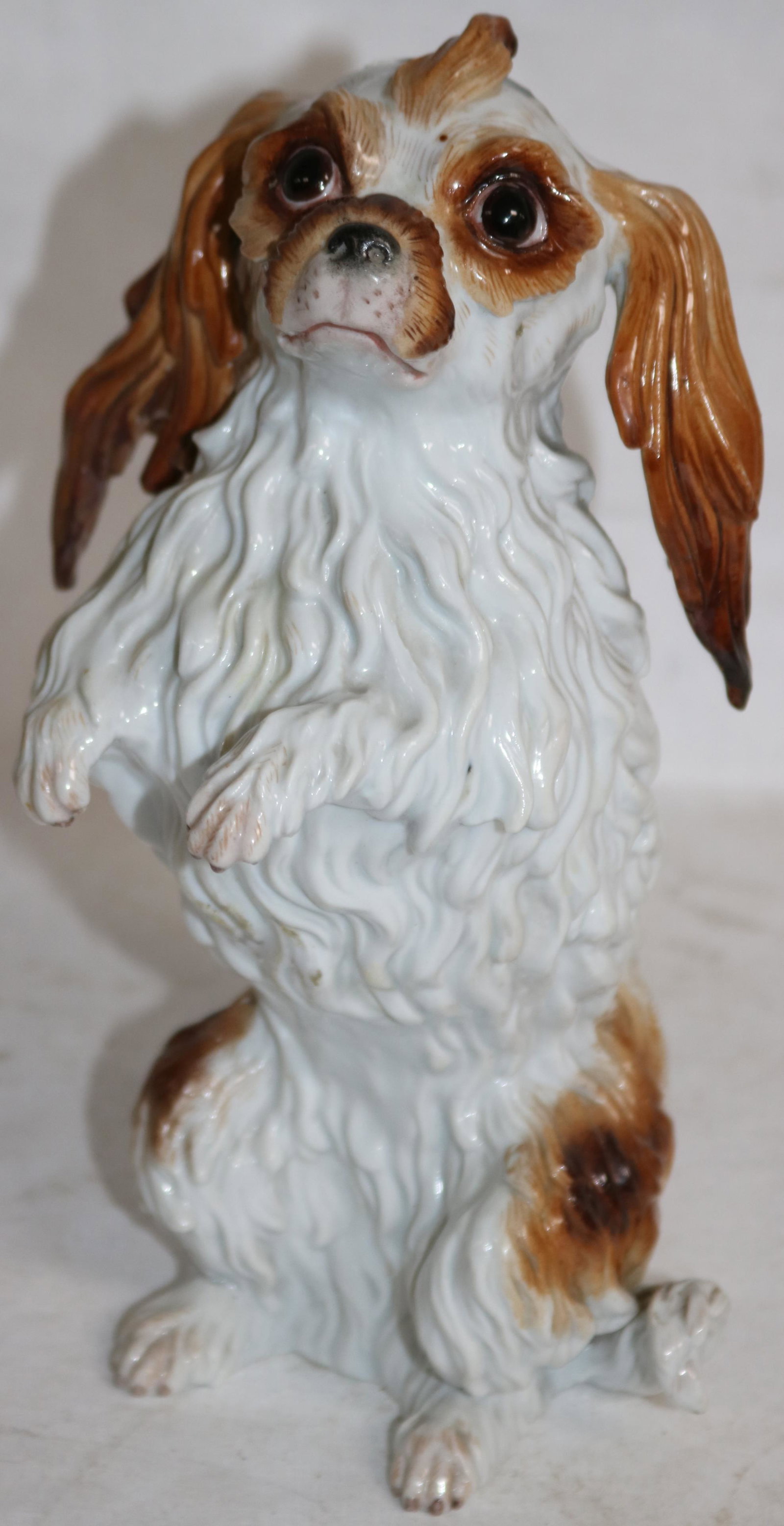 19TH C. CROSS SWORD MEISSEN SPANIEL 10" H, 5" W,: NO VISIBLE DAMAGE
