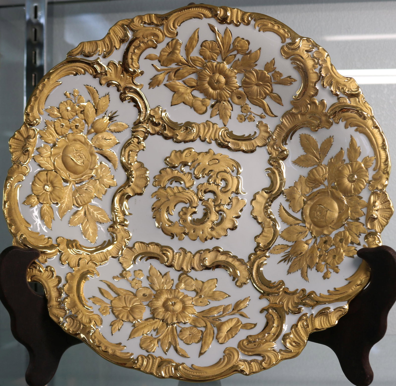 MEISSEN GILT EMBOSSED SERVING BOWL, FLORAL: DESIGN, 2" H, 11" DIA. PROBABLY A MEISSEN SECOND