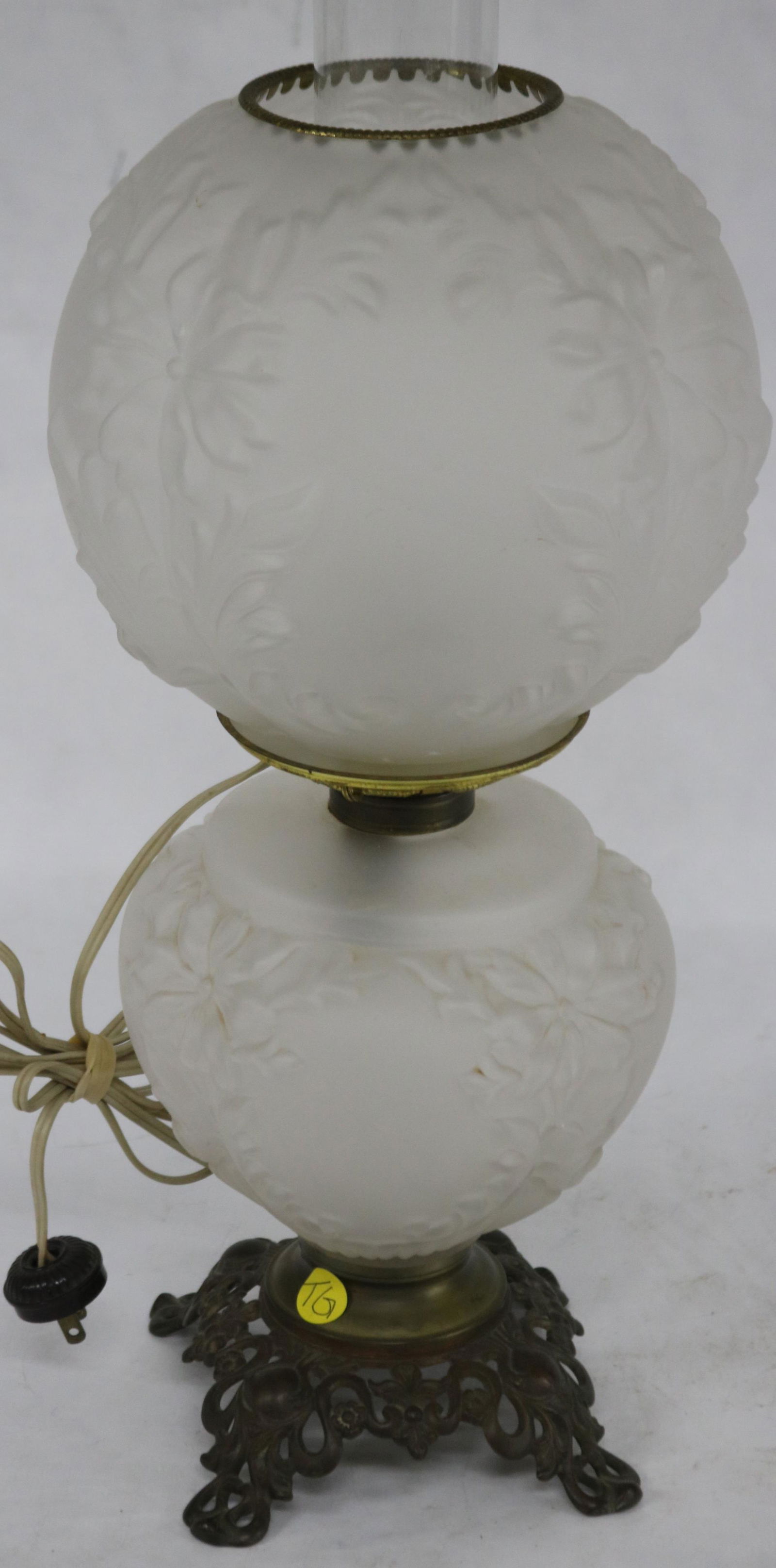 SMALL GONE WITH THE WIND LAMP WITH FROSTED FLORAL: DESIGN BASE & SHADE ELECTRIFIED, 17" H TO TOP OF SHADE, 7 1/2" DIA.