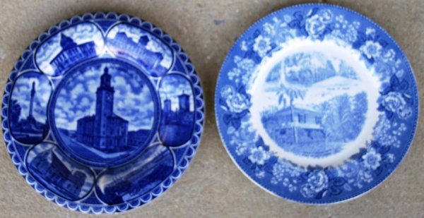 2 BLUE & WHITE HISTORICAL PLATES DEPICTING JACKSON: 2 BLUE & WHITE HISTORICAL PLATES DEPICTING JACKSONVILLE FL, & EDISON HOME FT. MYERS