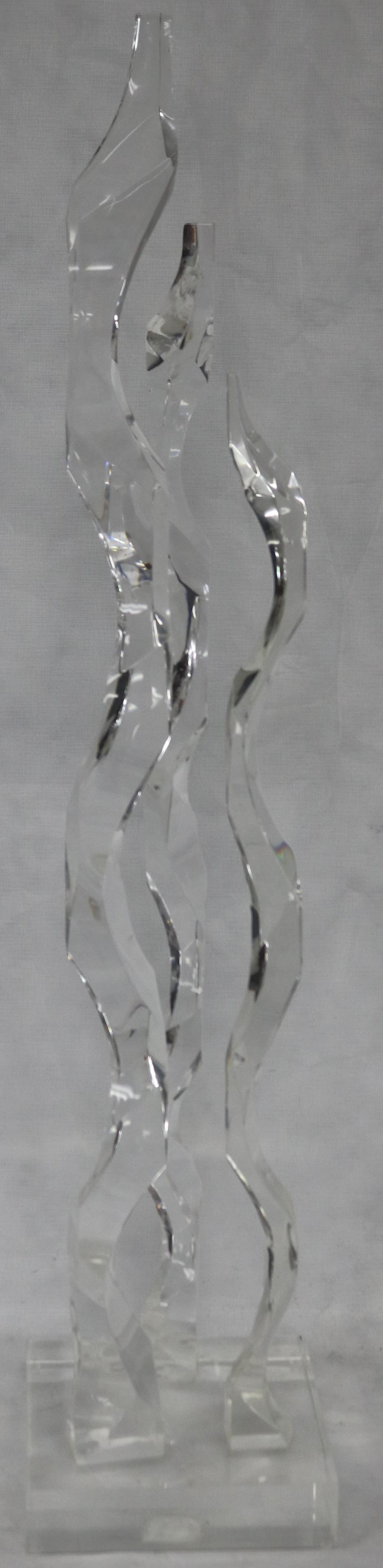 CONTEMPORARY LUCITE SCULPTURE WITH 3 GRADUATED (1 of 2)