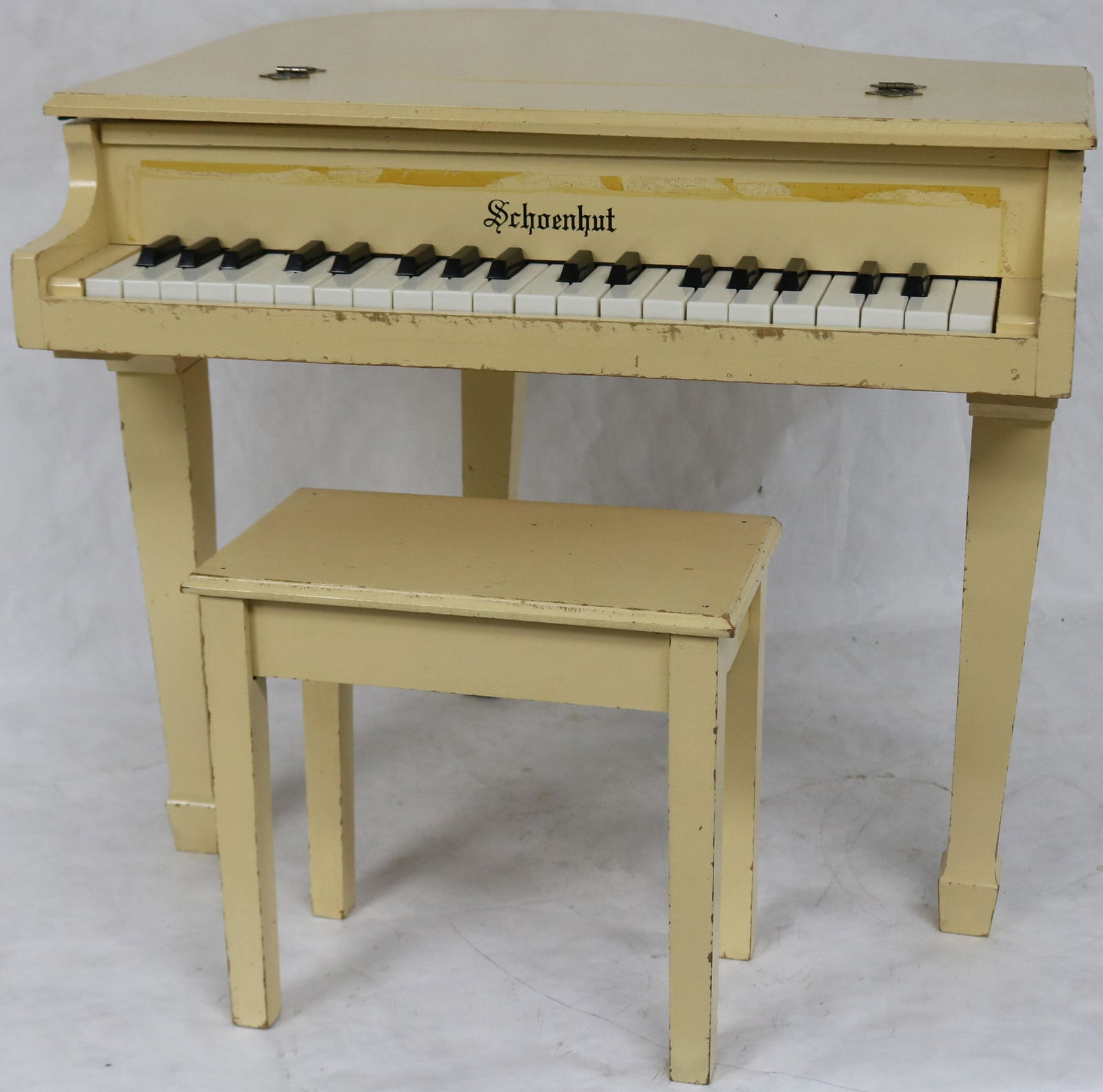 CHILDS SIZE SCHOENHUT BABY GRAND PIANO WITH (1 of 2)