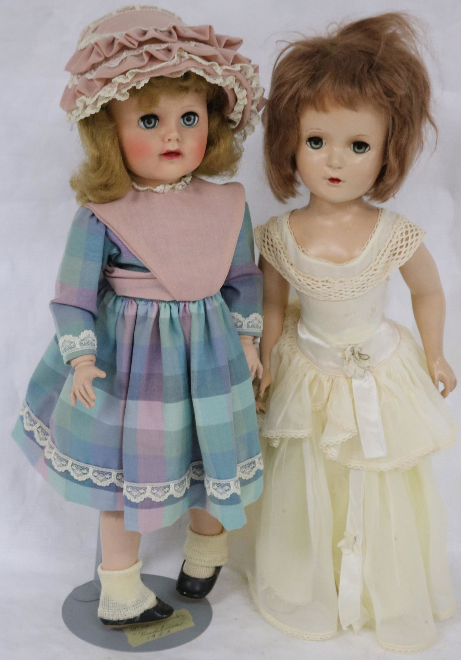 2 MADAME ALEXANDER FASHION DOLLS, 17 1/2" H (1 of 2)
