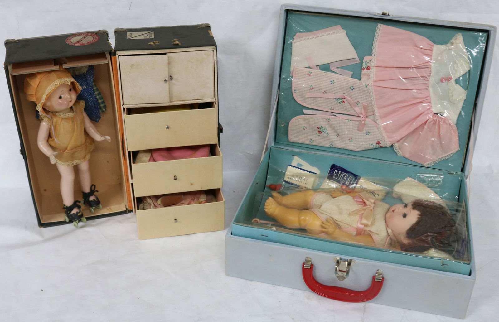 2 DOLLS IN TRUNKS TO INCLUDE COMPOSITION ON (1 of 3)
