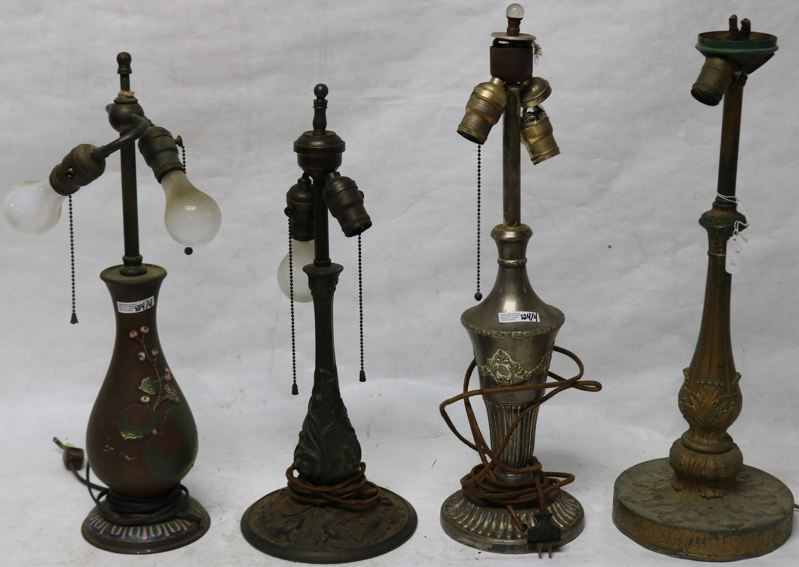 4 HEAVY QUALITY LAMP BASES TO INCLUDE ORIENTAL (1 of 5)