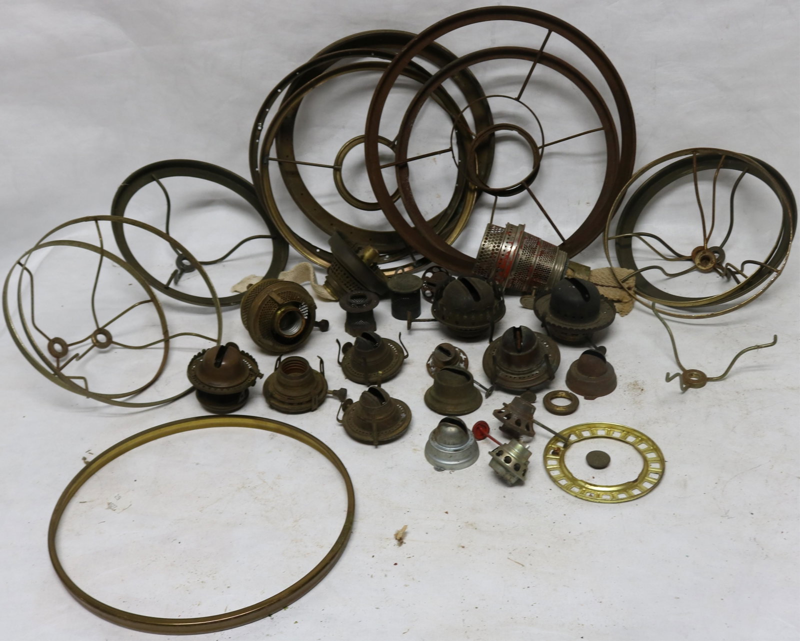 LOT OF BURNERS & SHADE HOLDERS TO INCLUDE: ALADDIN, PLUMB & ATWOOD, ETC. RINGS 4 1/4" - 12 1/4" DIA.