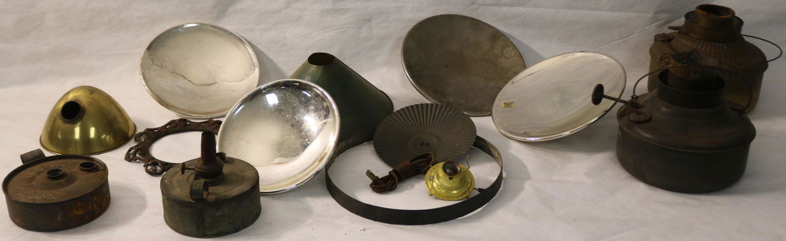 LOT OF MISC. LAMP FONTS, METAL & MERCURY (1 of 1)