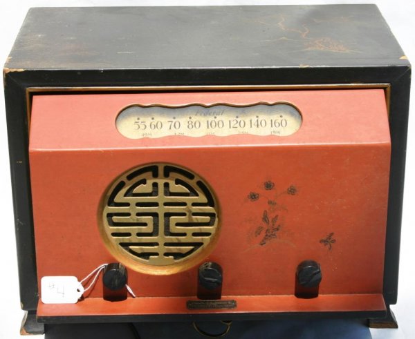 SHRYOCK RADIO, BREAD BOX APPEARANCE LIFT UP LID, OR: SHRYOCK RADIO, BREAD BOX APPEARANCE LIFT UP LID, ORIENTAL DESIGN