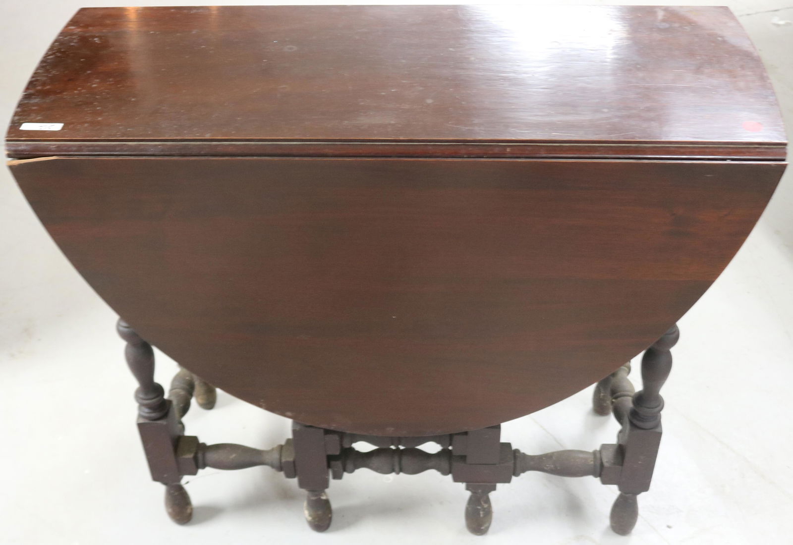 CUSTOM MAHOGANY GATE LEG TABLE SHOWS CHIP TO 1 (1 of 1)