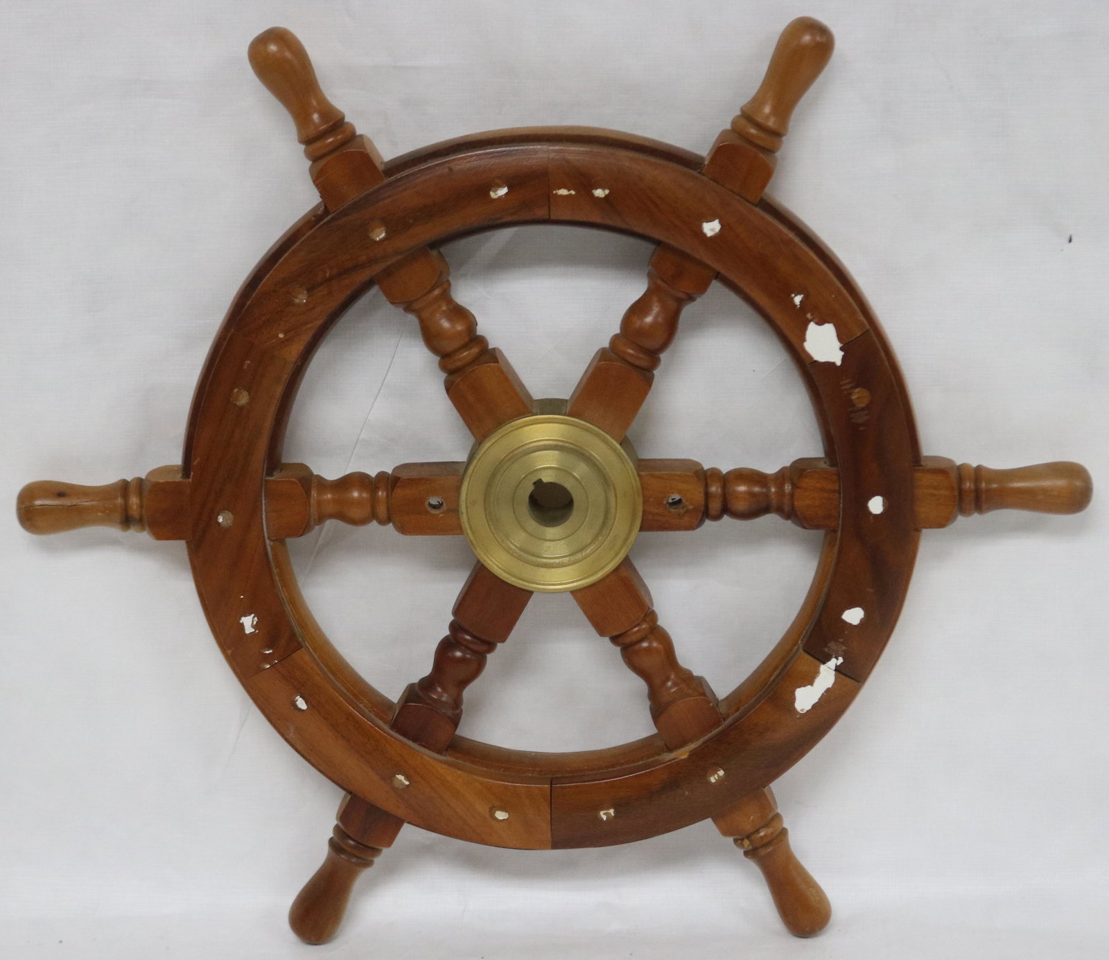 SMALL WOODEN SHIP WHEEL (DECORATIVE) WITH BRASS (1 of 1)