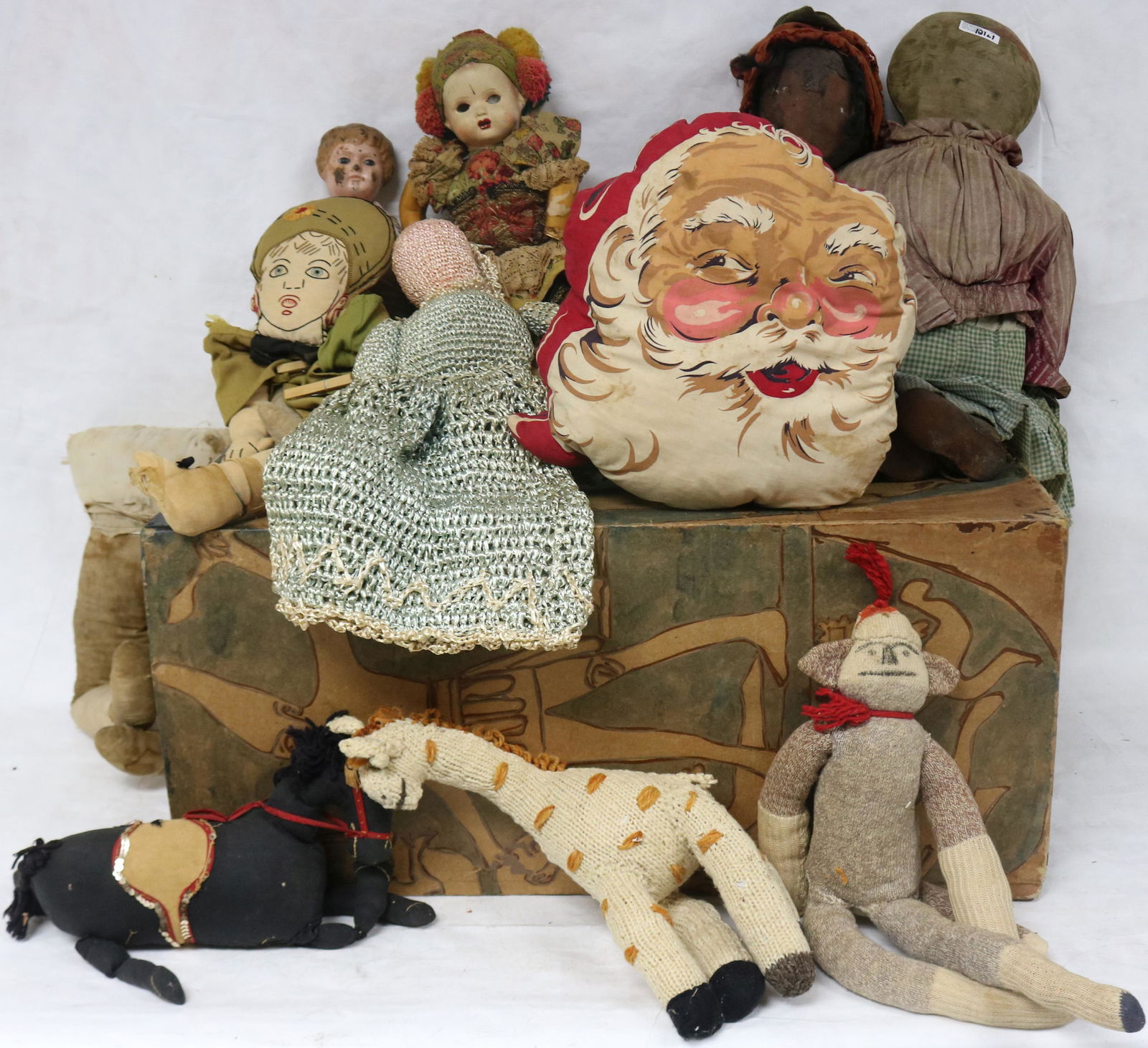 LARGE PAPER COVERED BOX WITH EGYPTIAN DESIGN (1 of 1)