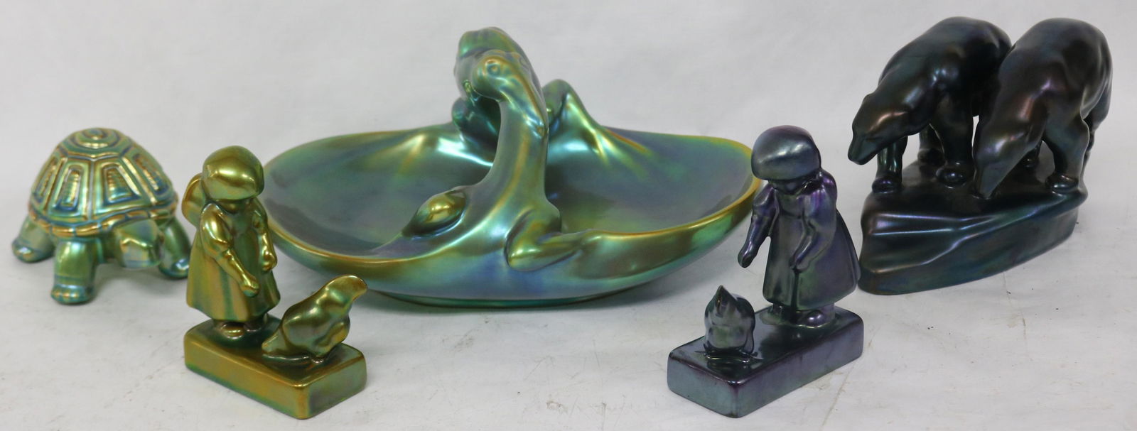 5 ZSOLNAY PORCELAIN ITEMS, LIZARD HANDLED DISH, (1 of 4)