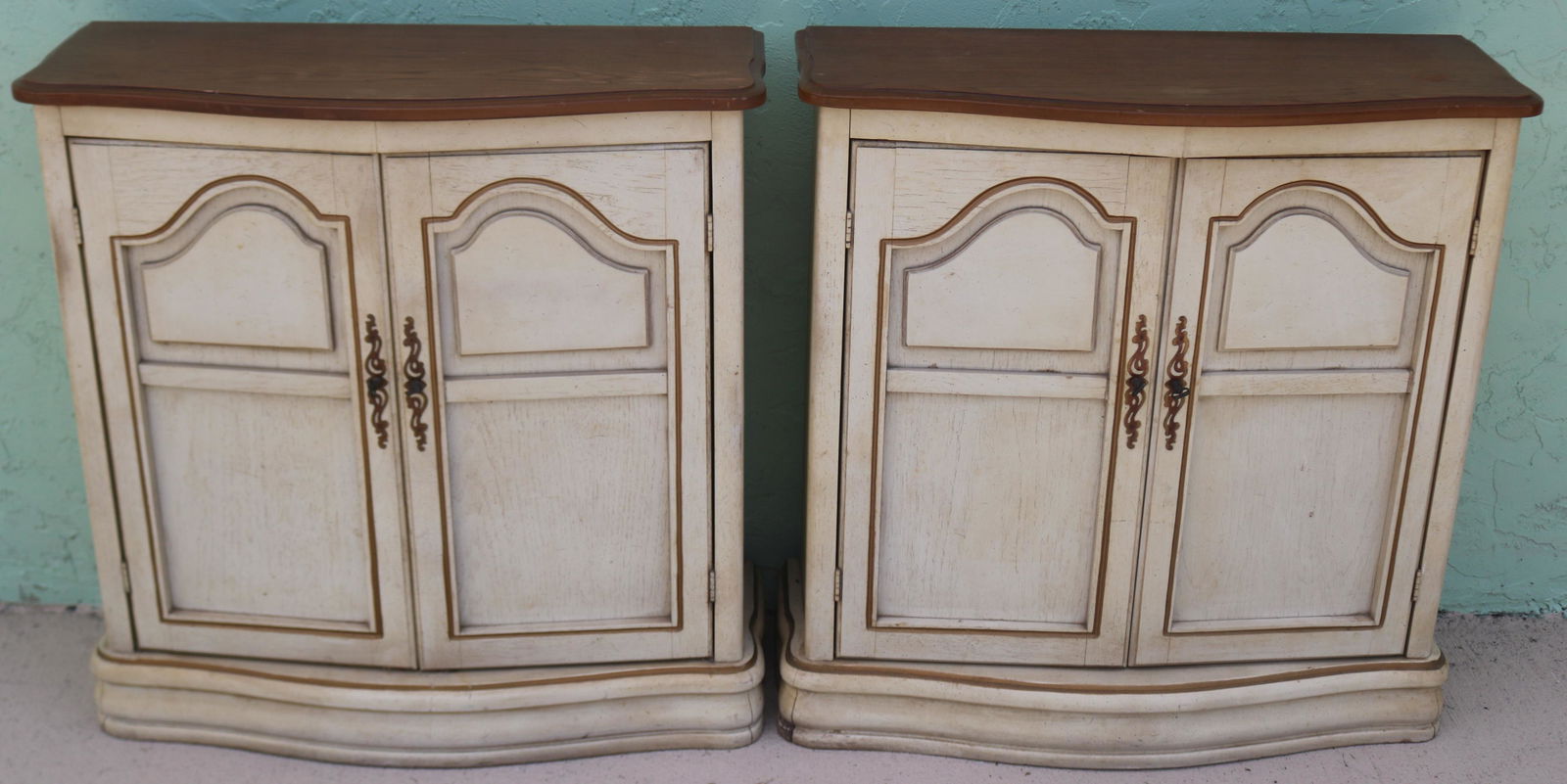 PAIR PAINTED WOOD CONSOLE CABINETS, 2 DOORS, 30" (1 of 1)