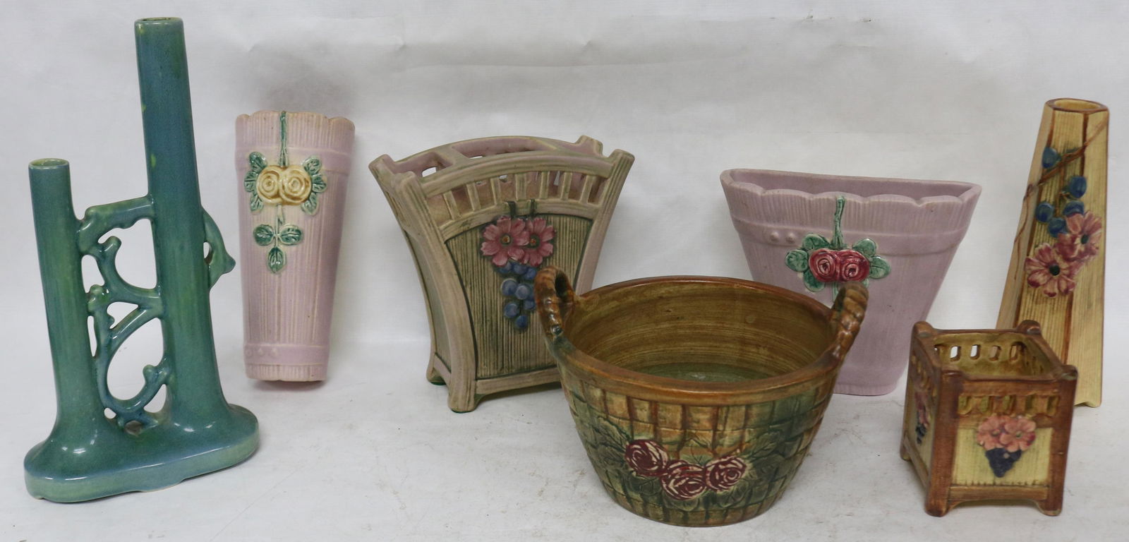 7 PCS. WELLER POTTERY, 3 PCS. WOOD ROSE, 2 WALL (1 of 2)