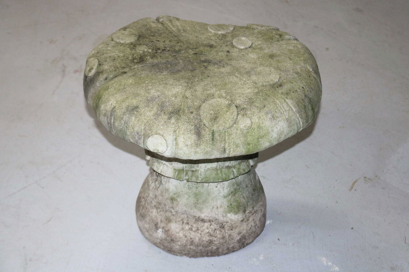 CAST CEMENT TOAD STOOL (1 of 3)
