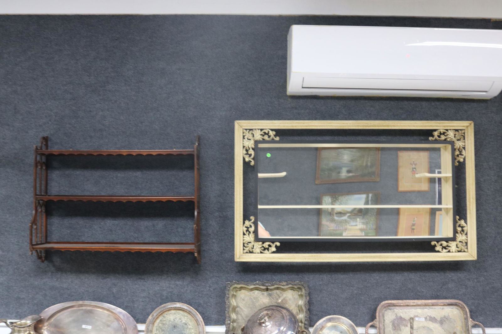 MIRRORED BACK CURIO SHELF (1 of 2)