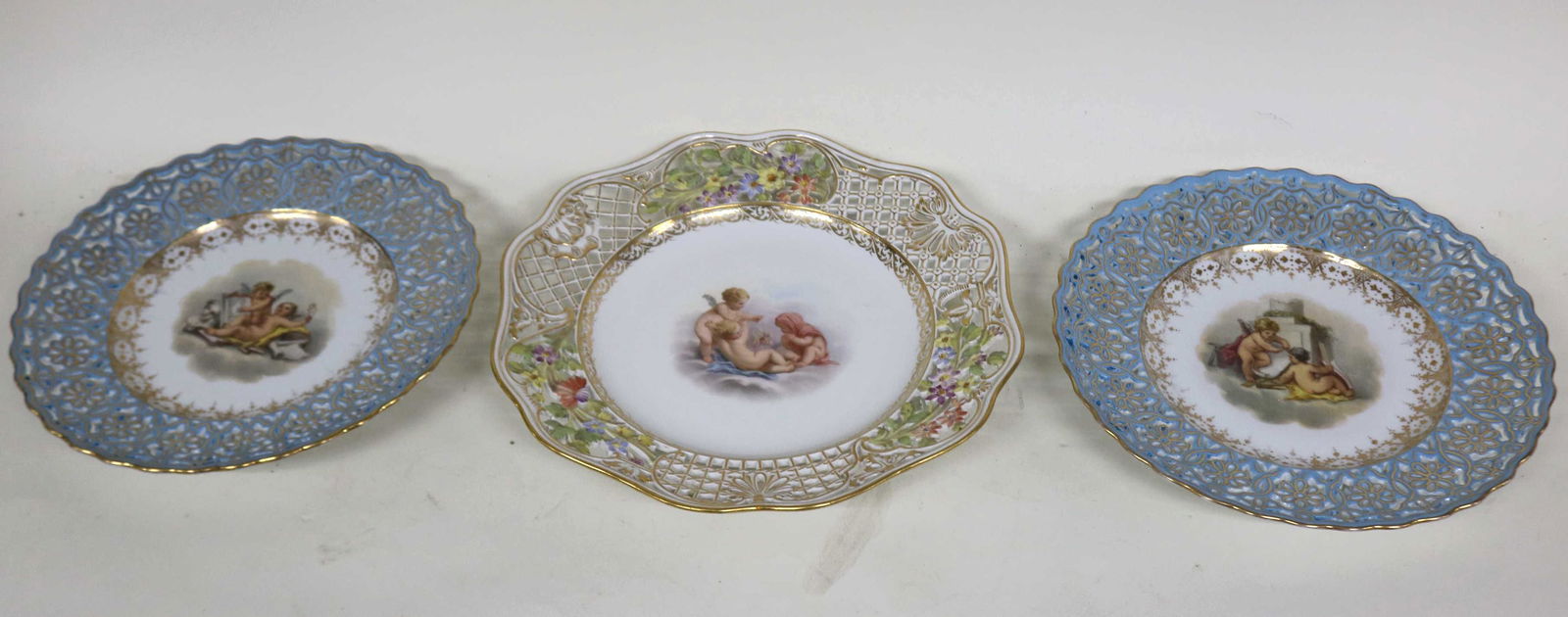 THREE GERMAN PORCELAIN PLATES (1 of 5)