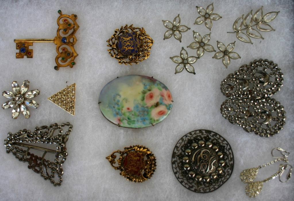 LOT OF 16 PCS. OF MARCASITE, RHINESTONE,: AND OTHER JEWELRY, CASE NOT INCLUDED