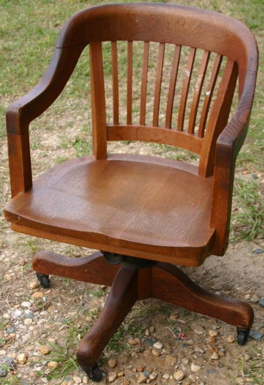 OAK SWIVEL OFFICE ARMCHAIR, OLD FINISH,: 32 1/2" H, 23" W, 13" D, PERFECT FOR ROLL TOP