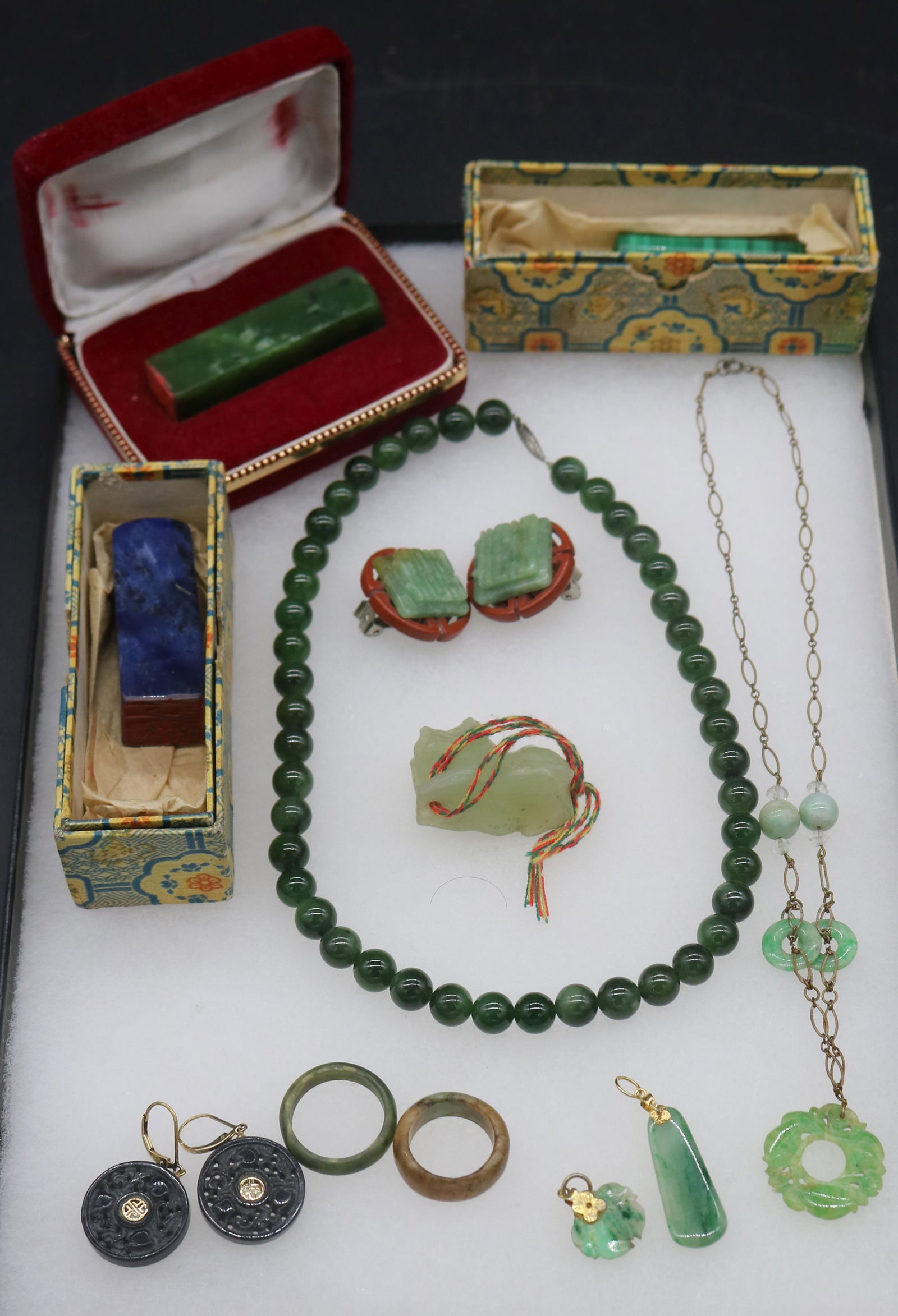 LOT OF JADE MALACHITE, LAPIS, ETC. 3 SEALS, (1 of 3)