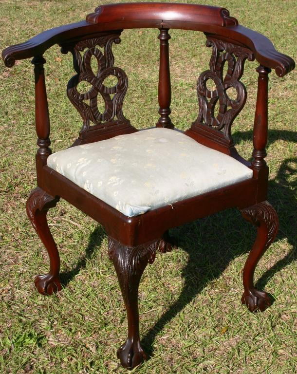 LATE 19TH C. CARVED MAHOGANY CORNER CHAIR,: CHIPPENDALE STYLE, UPHOLSTERED SLIP SEAT, OLD FINISH, 33 1/2" H, 20 1/2" X 20 1/2"