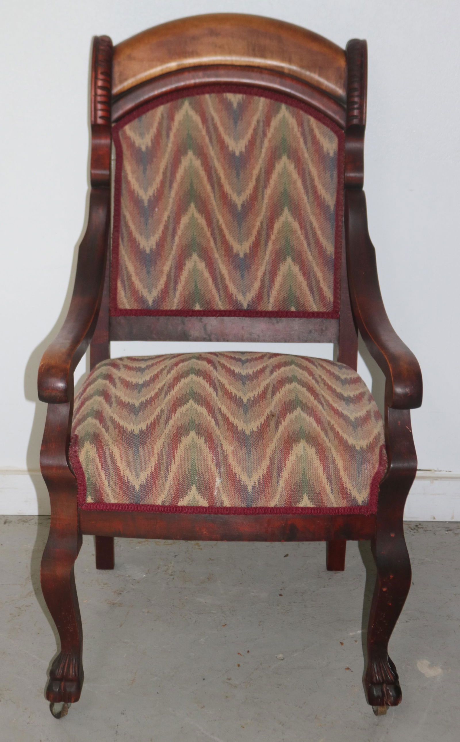 VICTORIAN MAPLE ARM CHAIR WITH MAHOGANY FINISH, (1 of 1)