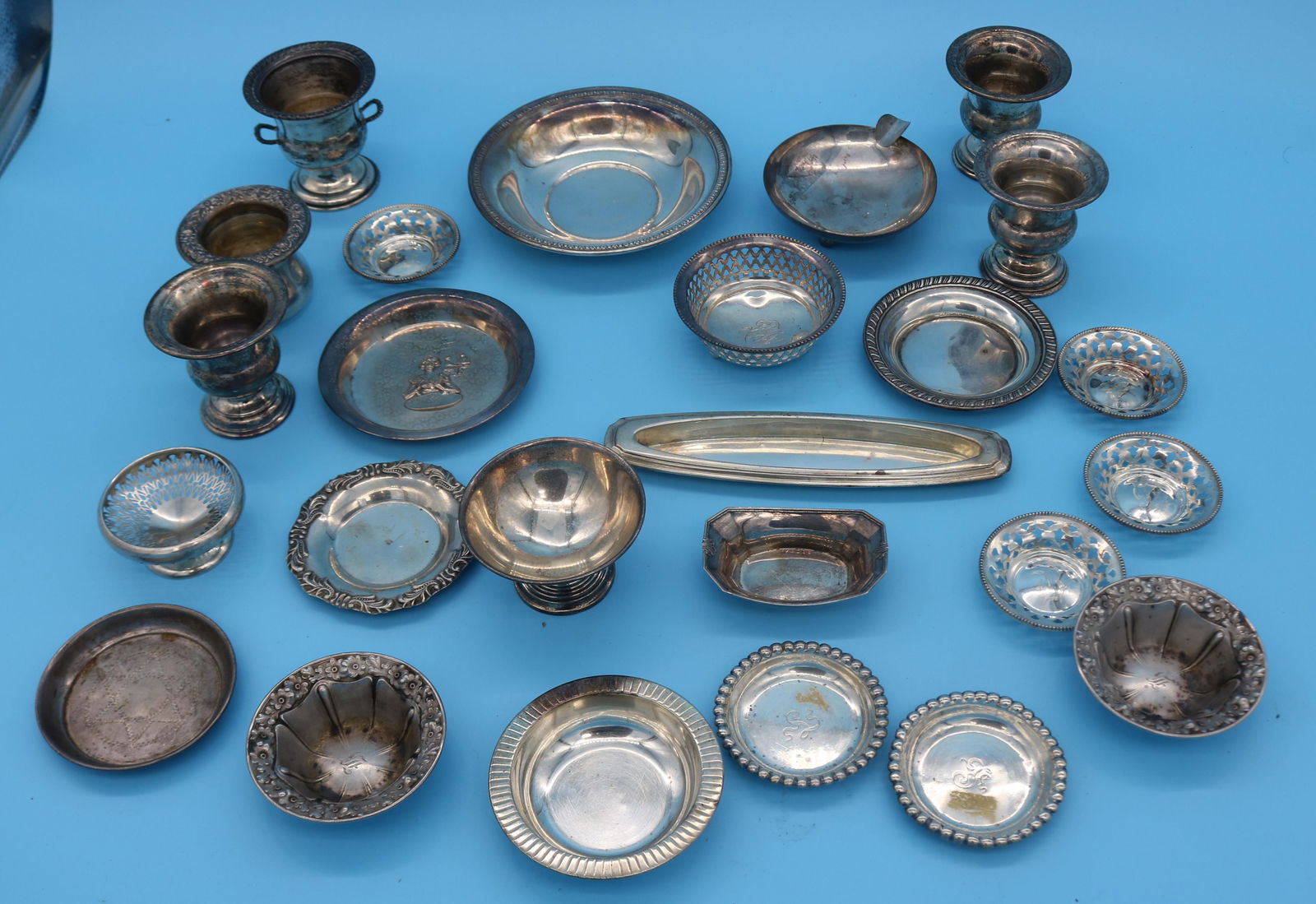 LOT OF 25 STERLING SILVER SMALL TRAYS, URNS, ETC. (1 of 1)