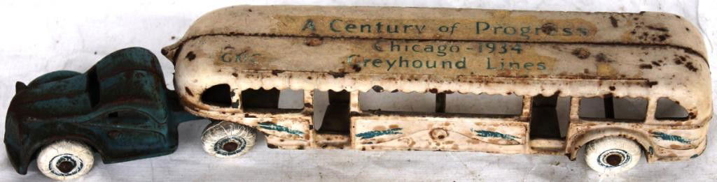 CAST IRON TOUR BUS BY ARCADE,: CENTURY OF PROGRESS, CHICAGO, 1934 GREYHOUND LINES, 10" L