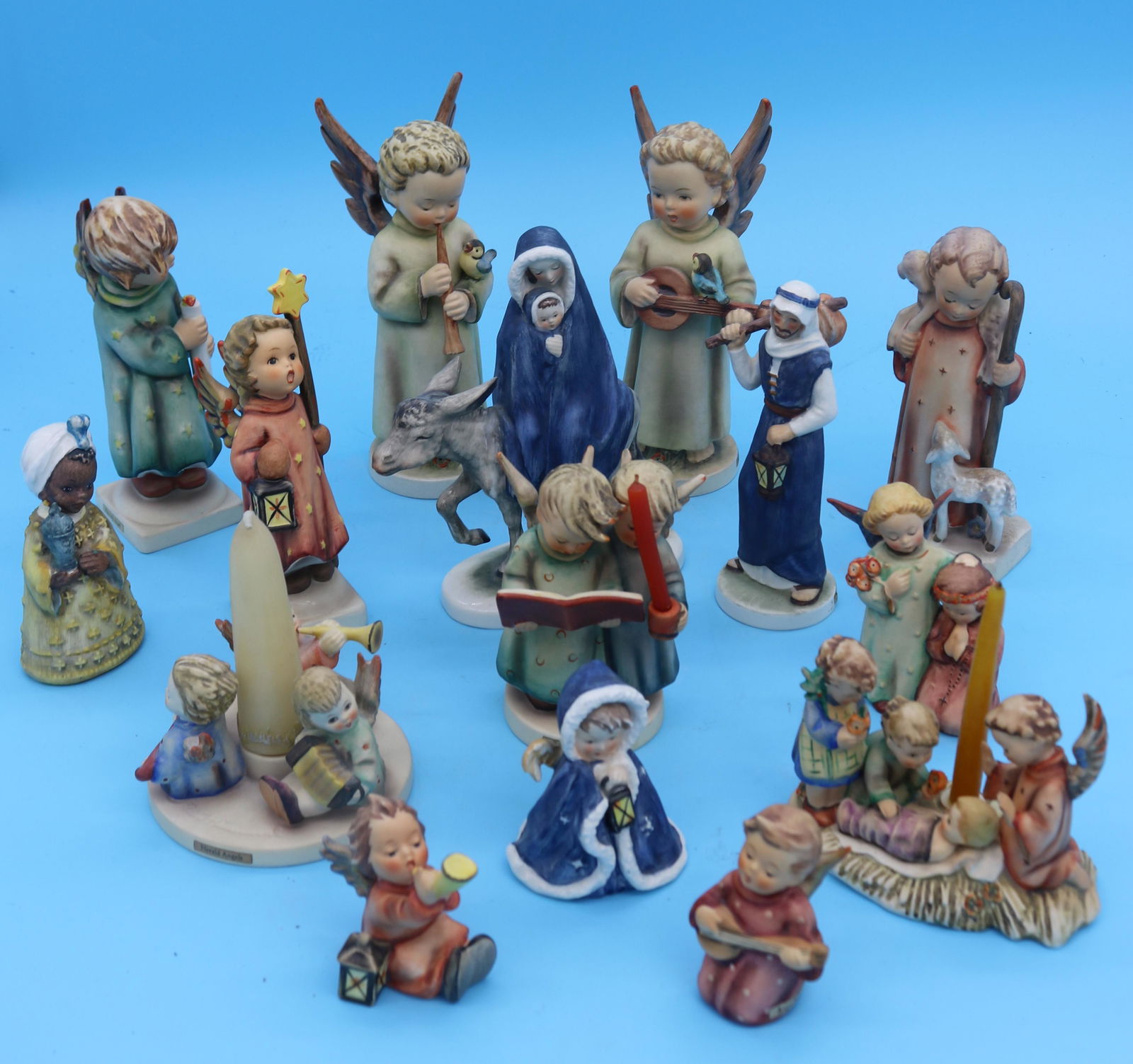 15 HUMMEL RELIGIOUS & NATIVITY FIGURES, 3" - 7: 1/2" H, ANGEL & GIRL, CROWN ARK, OTHERS WITH STYLIZED & 3 LINE MARK, 2 WITH GOEBEL MARK, 2" - 7 3/4" H