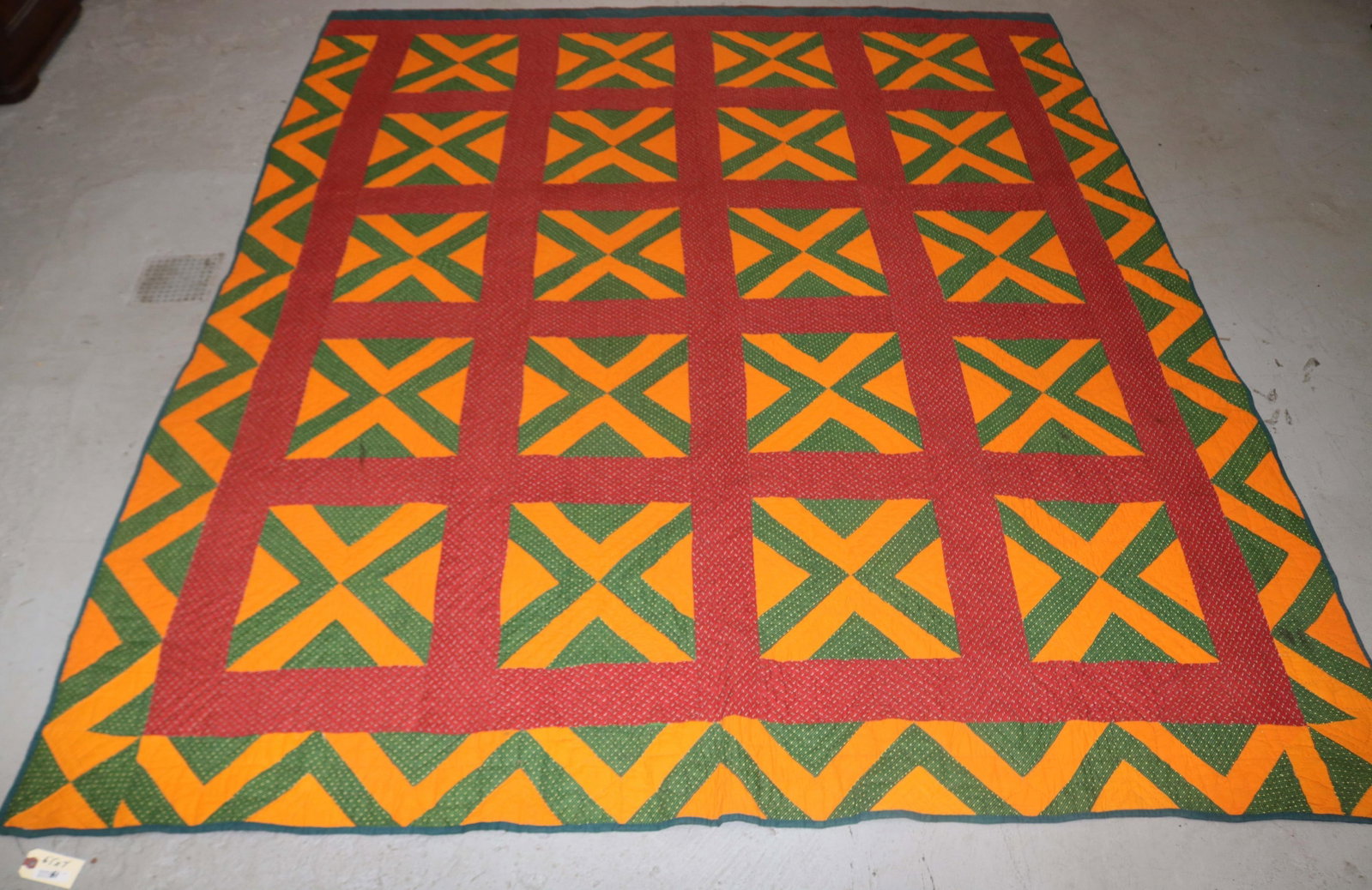 EARLY 20TH HANDMADE QUILT, ORANGE, GREEN & RED,: GEOMETRIC DESIGN, 6' 1" X 7'