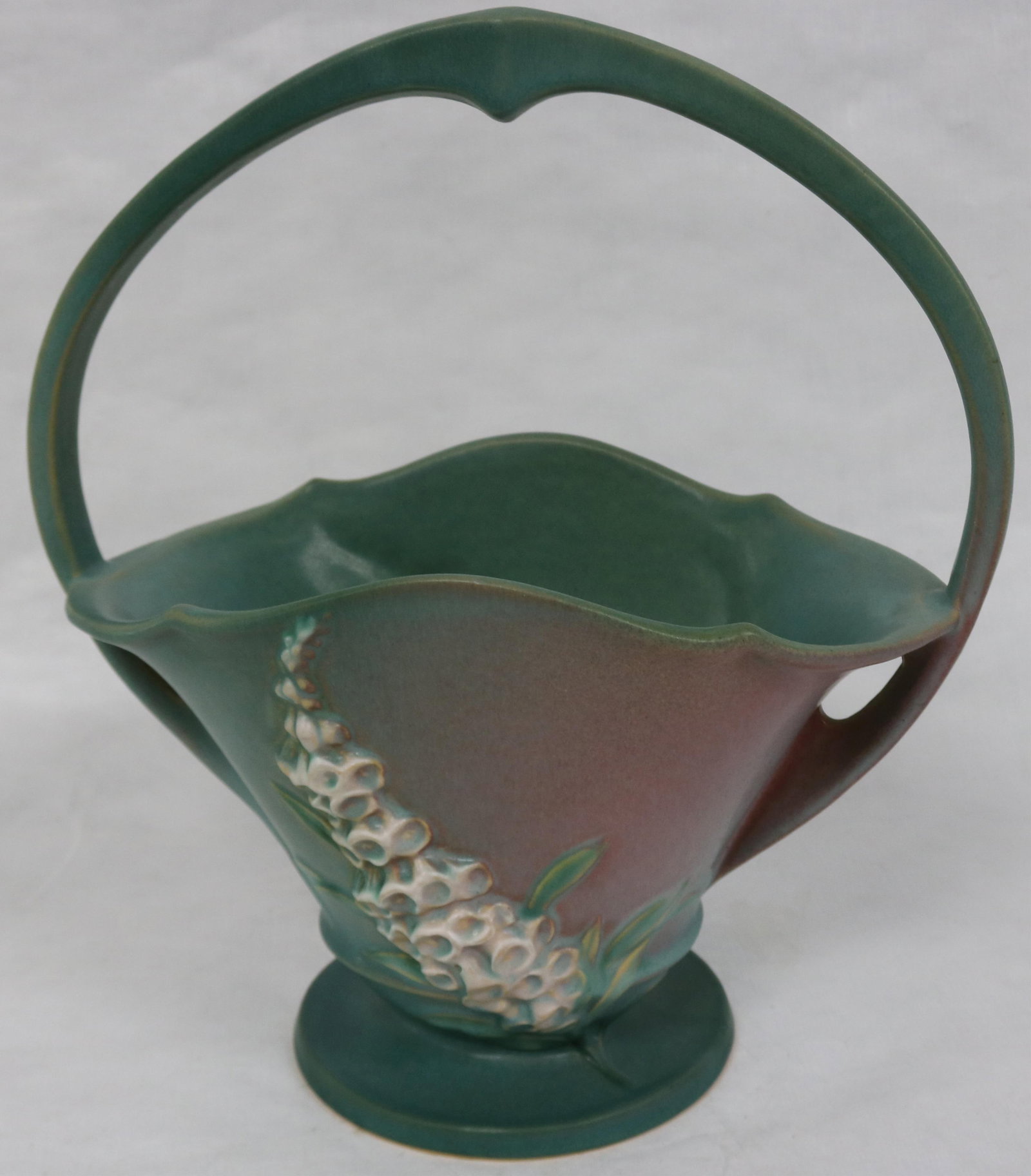 ROSEVILLE HANDLED BASKET, FOXGLOVE #375-12" 12": H, 11" W